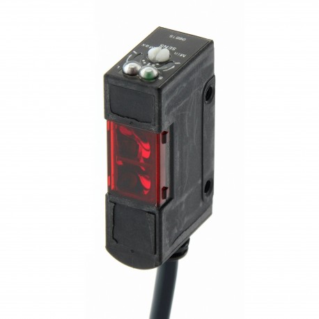 OMRON E3S-AD63 E3S-AD63 E3S 3153B E3SAD63 OMRON Plastic cc 3h Slr 10cm vertic ms. NPN